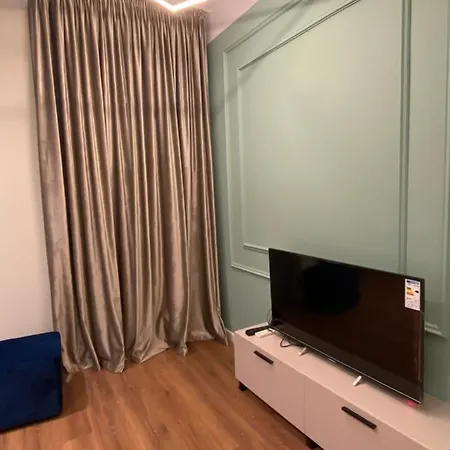 Central Apartment With Balcony Apartment