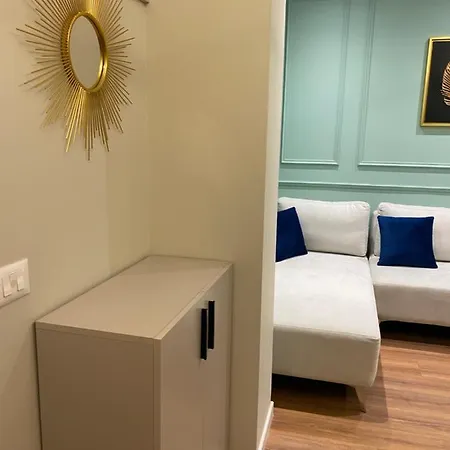 Apartament Central Apartment With Balcony *