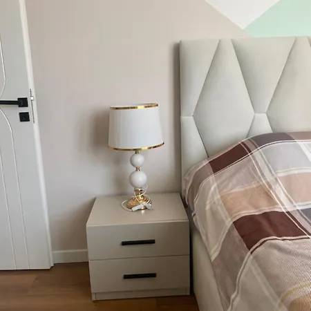 Central Apartment With Balcony Apartament *